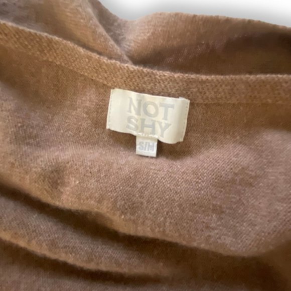 100% Cashmere Poncho Sweater, Camel, Not Shy, Lightweight Sz S/M, NWOT - Picture 5 of 5